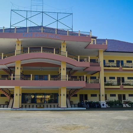 Uni Beach Hotel Pangandaran Extérieur photo